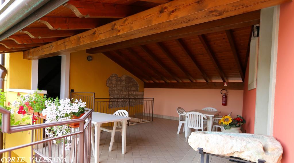 Corte Valesana Lazise Chambre photo