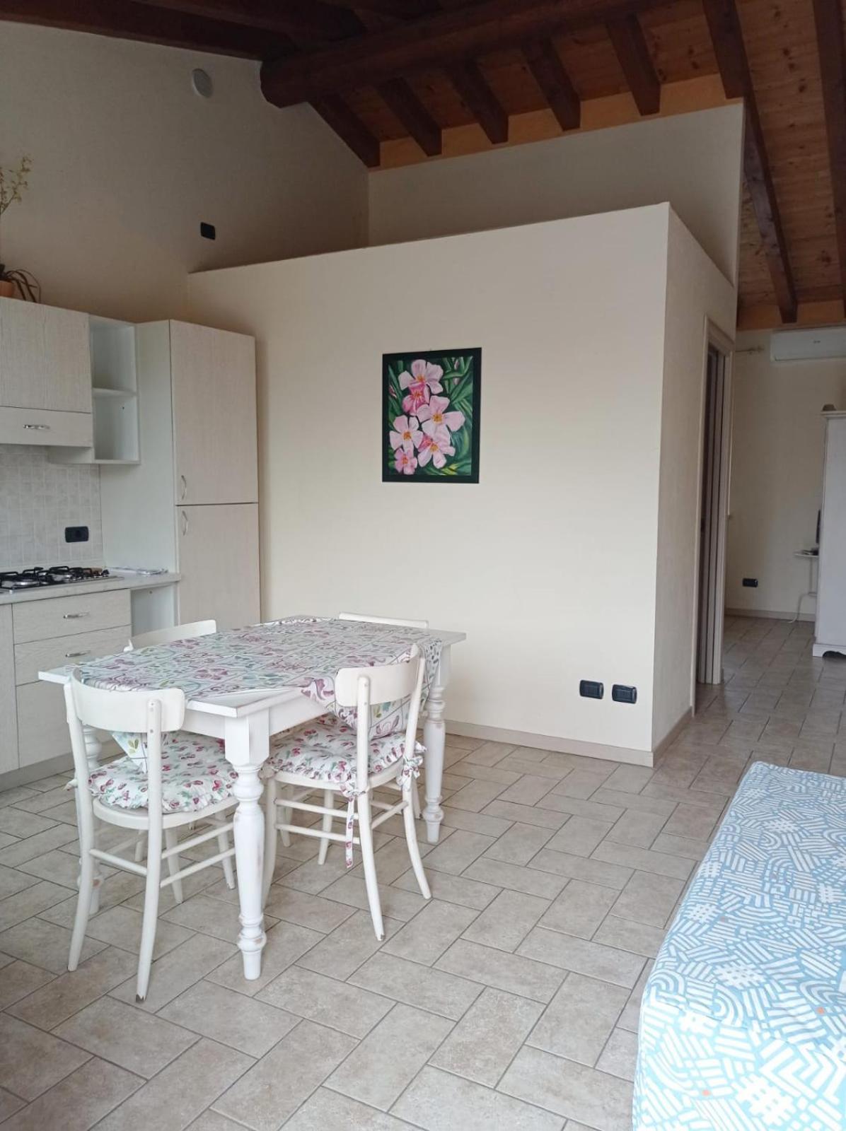 Corte Valesana Lazise Chambre photo